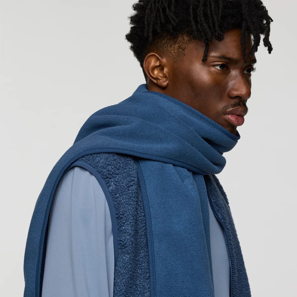 Teca Fleece Scarf - Image 5